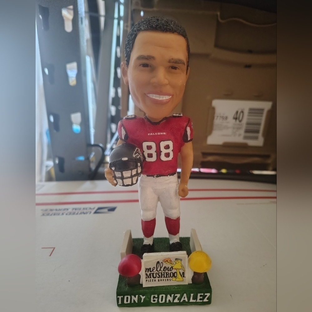 Tony Gonzalez Atlanta Falcons Mellow Mushroom Bobblehead